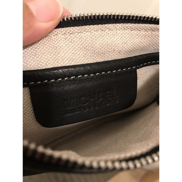 MICHAEL KORS Black Leather Wristlet, Silver Zip, Small Clutch Pouch - Picture 4 of 16